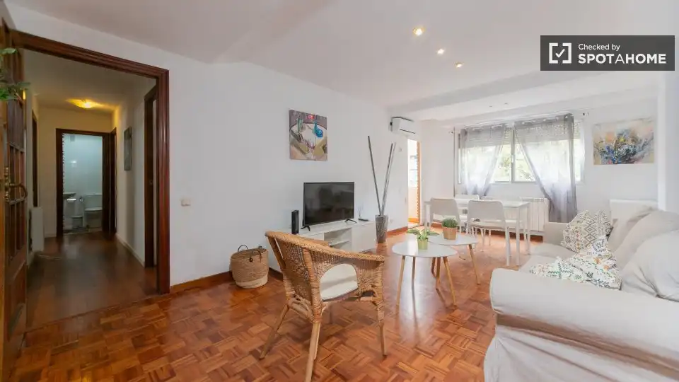 Living room of Flat for rent in Camins al Grau
