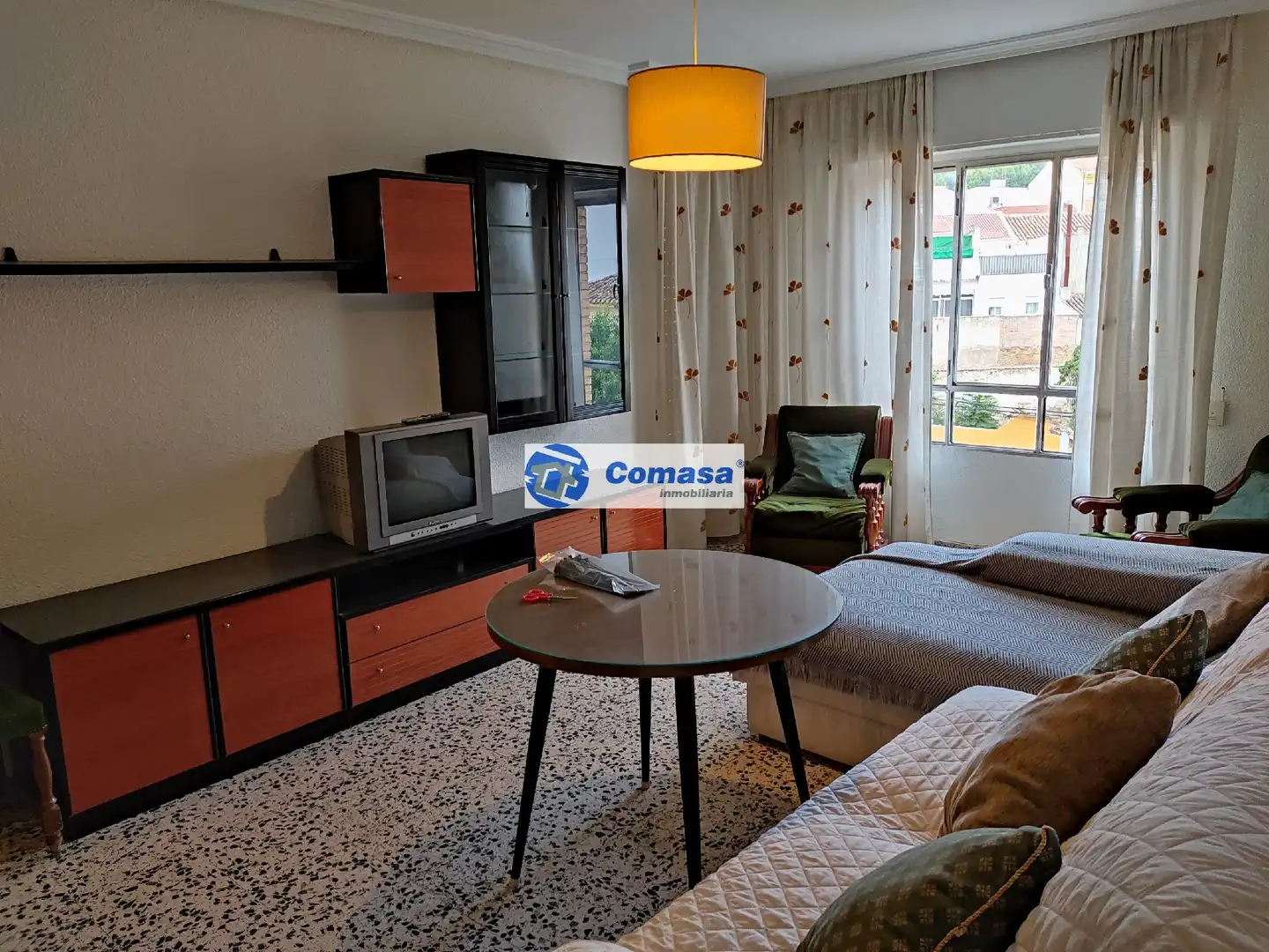 Piso con ascensor en venta en Martos, imagen 3