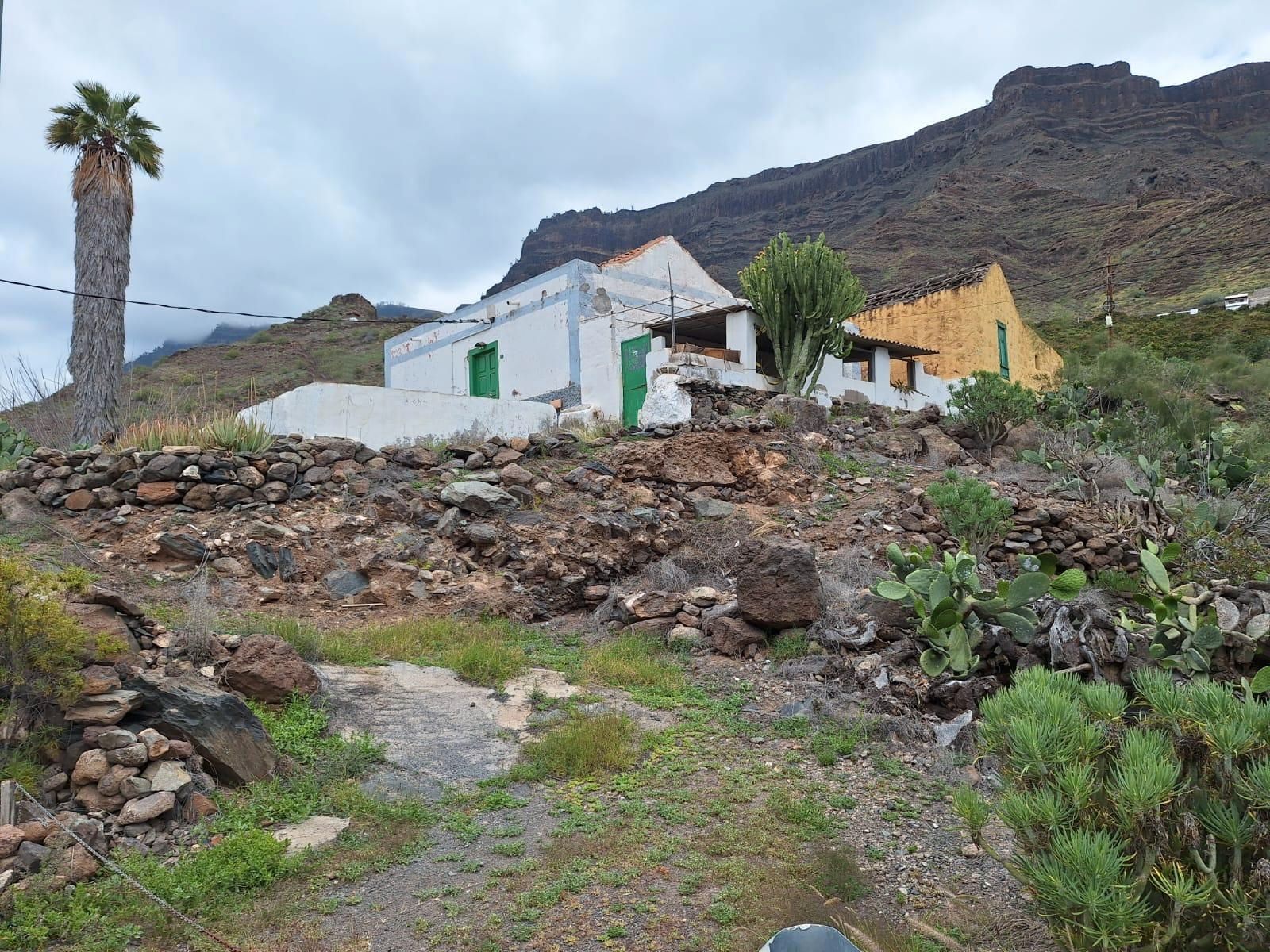 Vista exterior de Casa o xalet en venda en Mogán amb Jardí privat i Terrassa