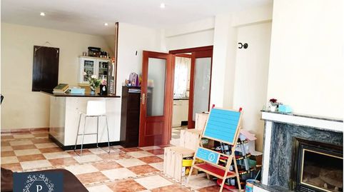 Foto 3 von Haus oder Chalet zum Verkauf in Calle Olivares, Serranillos del Valle, Madrid