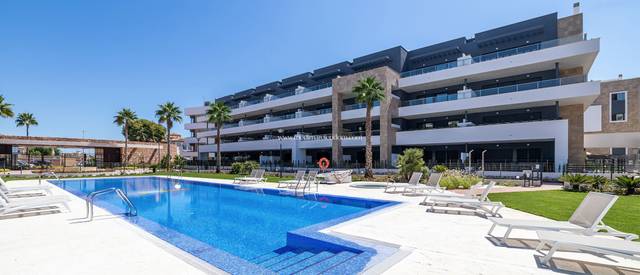 Piso en Venta en La Zenia