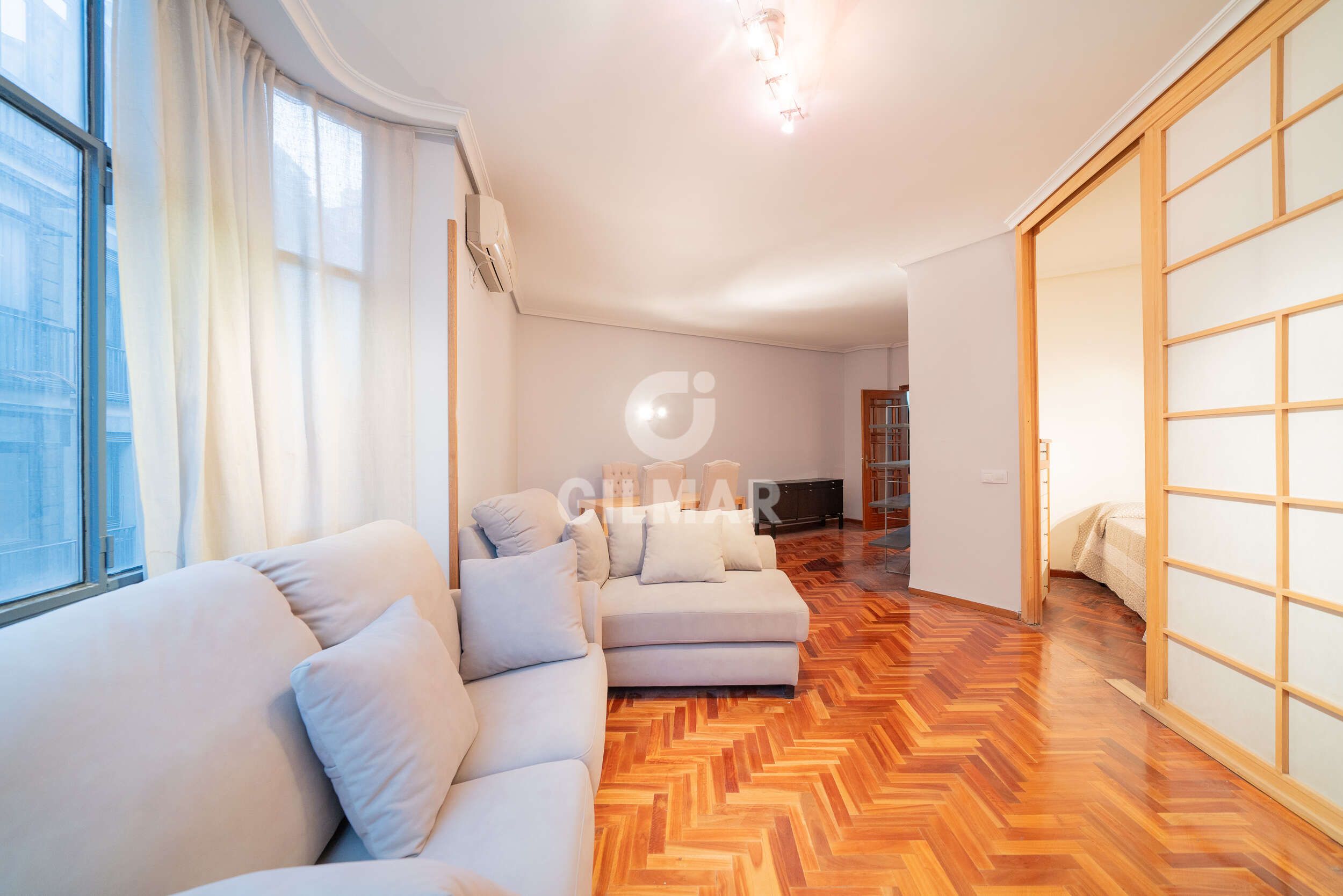 Living room of Flat for sale in  Madrid Capital  with Heating and Storage room
