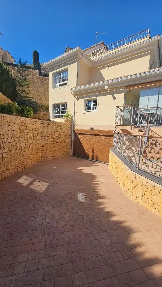 Villa avec piscine à vendre à Golf Bahía, imagen 3