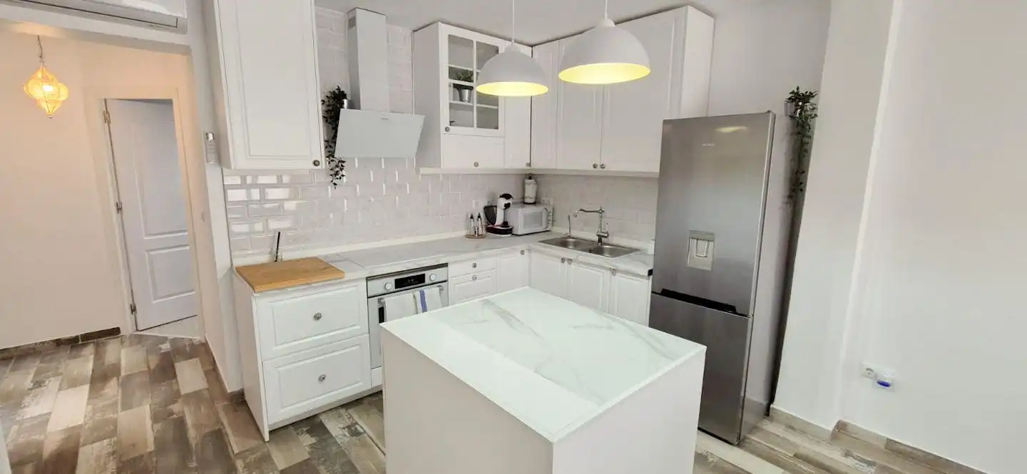Kitchen of Ground floor for share in Elche / Elx  with Air Conditioner and Furnished