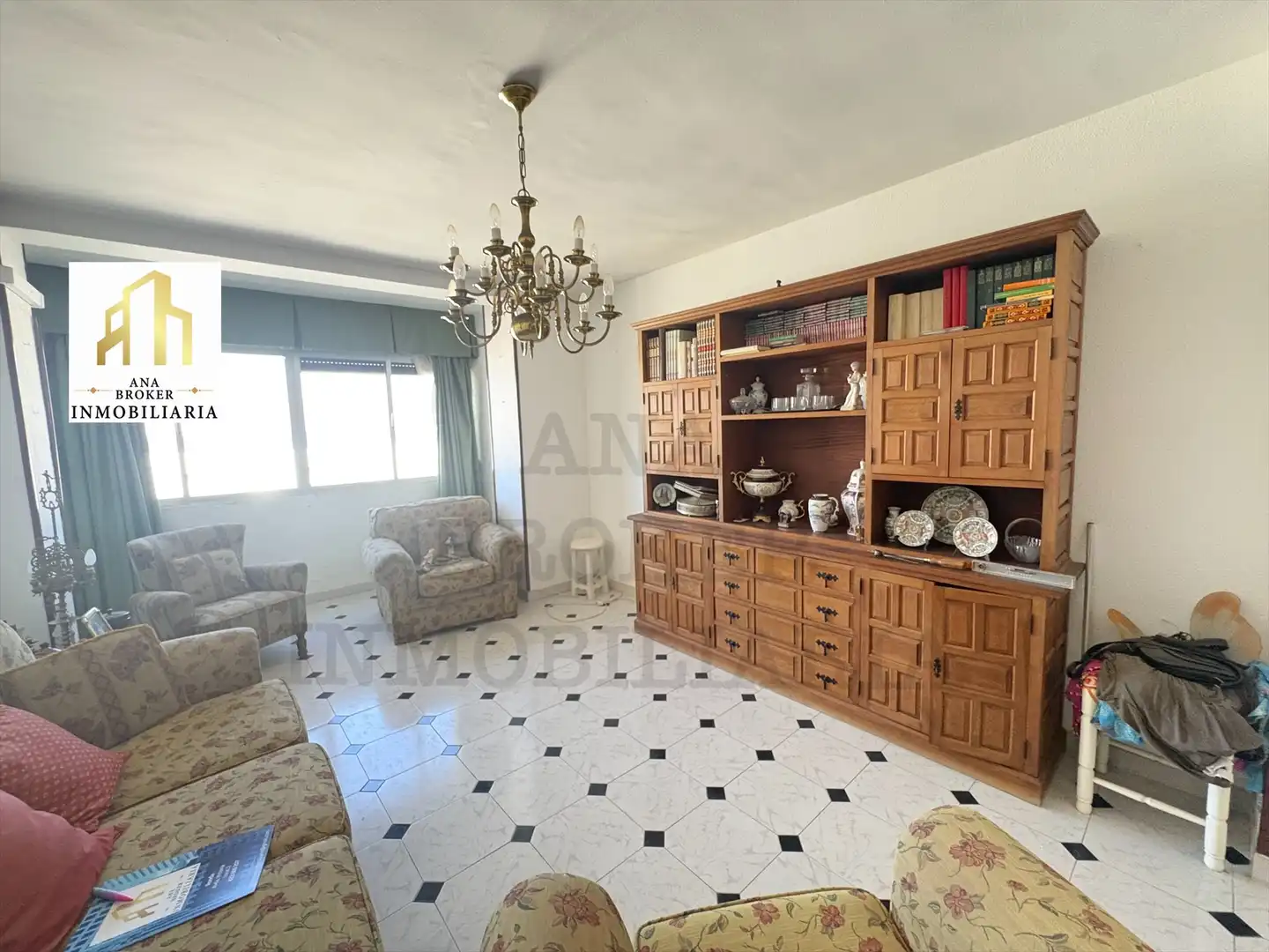 Sala d'estar de Pis en venda en El Fuerte - La Dehesa