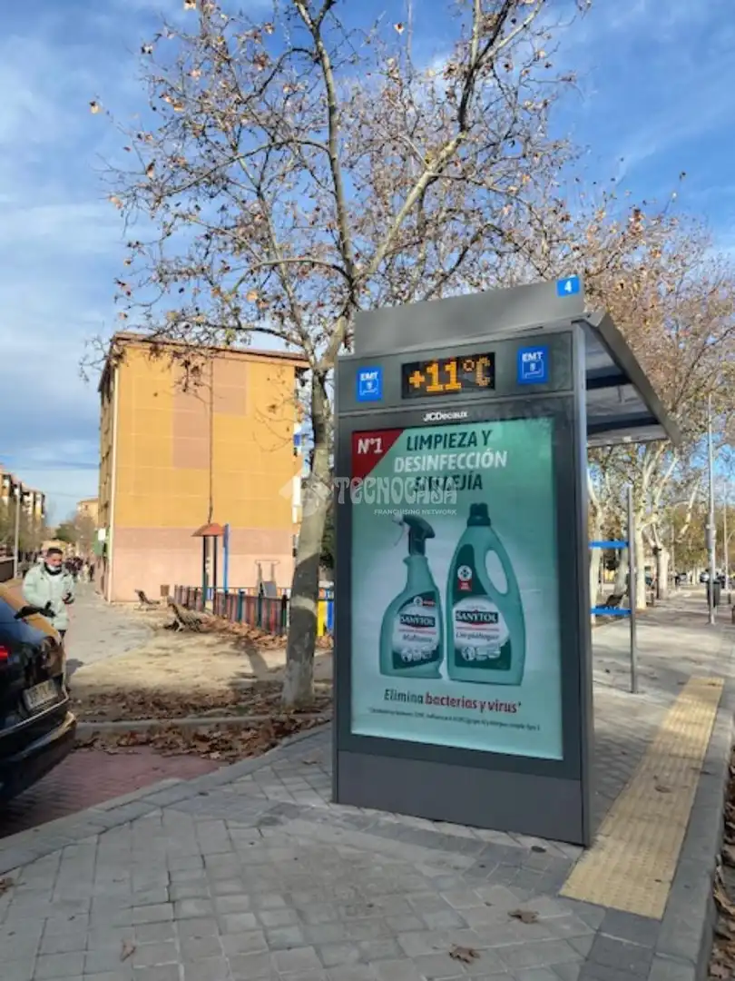 Vista exterior de Pis en venda en Madrid