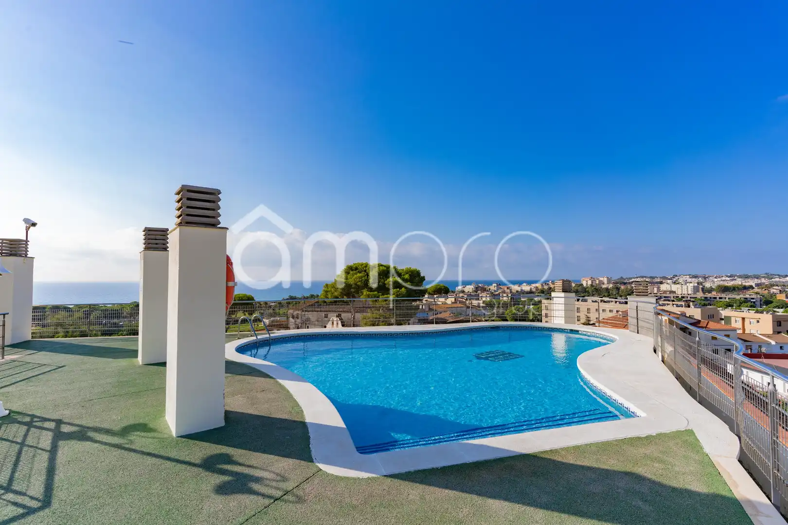 Schwimmbecken von Wohnung zum Verkauf in Torredembarra mit Klimaanlage, Terrasse und Schwimmbad