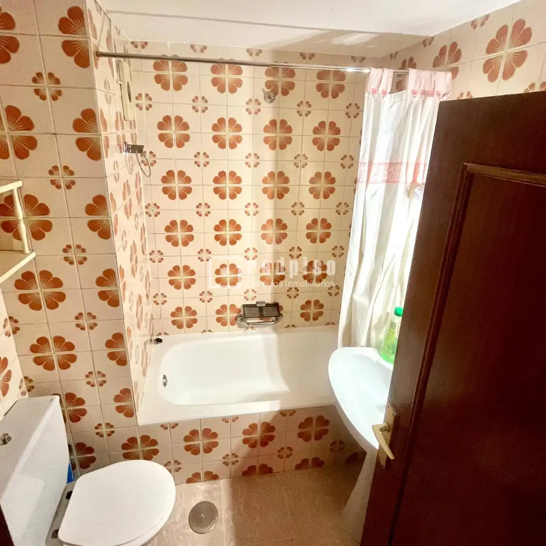 Bedroom of Flat for sale in Madrid  with Air Conditioner, Heating and Parquet flooring