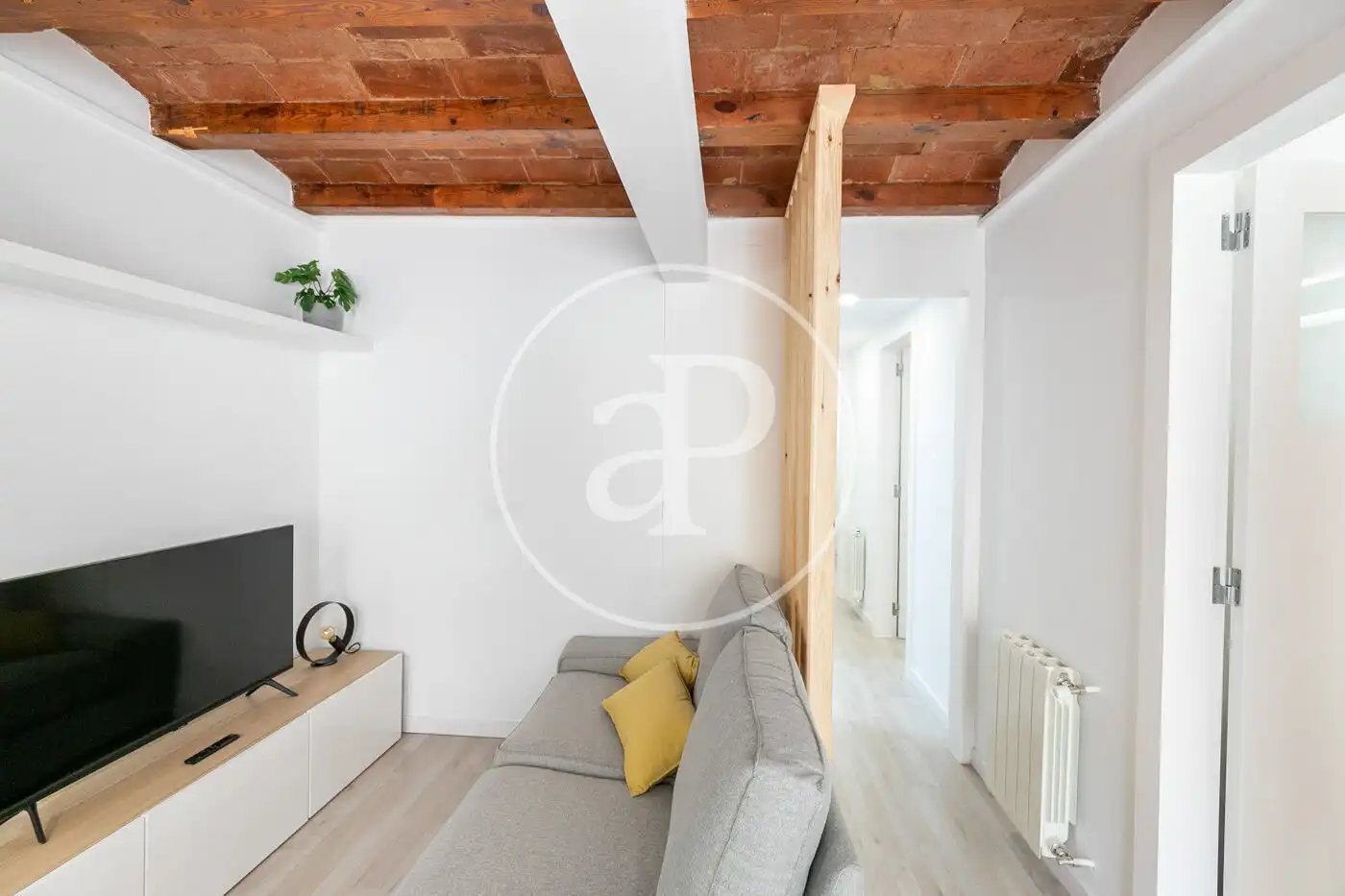 Wohnzimmer von Wohnung zum Verkauf in Barcelona mit Klimaanlage, Heizung und Terrasse