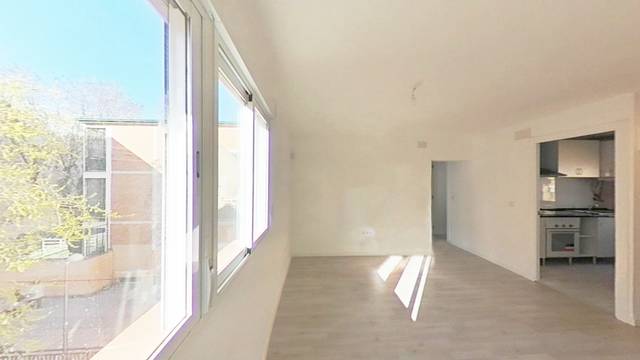 Piso en Venta en C/ Rocafort  en San Cristóbal