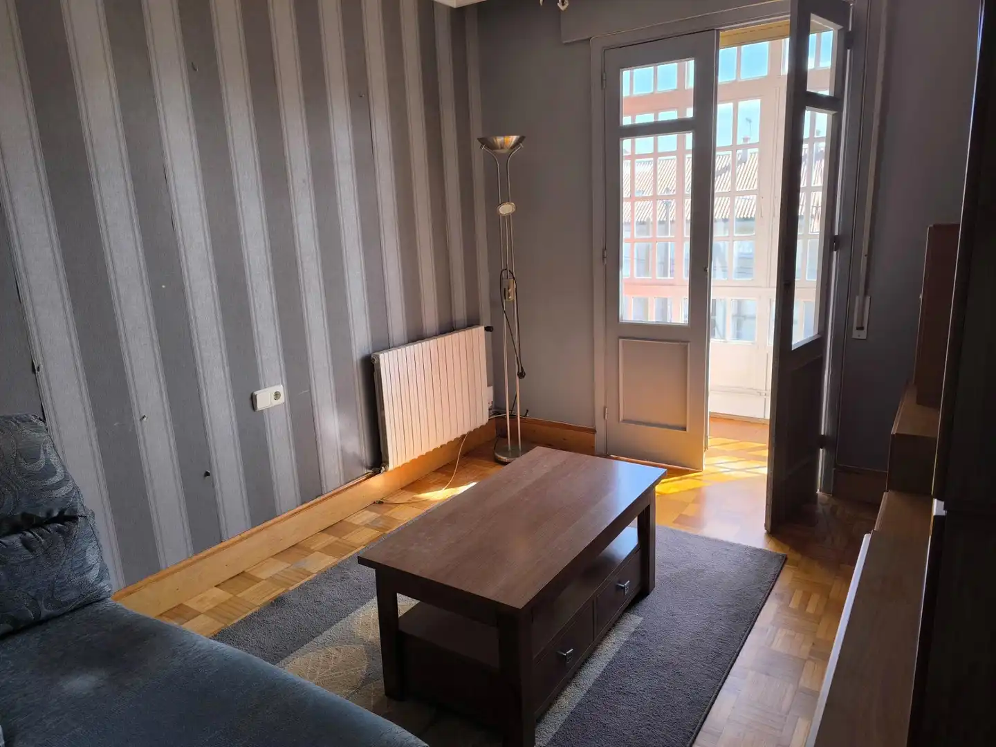 Sala de estar de Piso en venta en Santiago de Compostela  con Calefacción, Jardín privado y Trastero