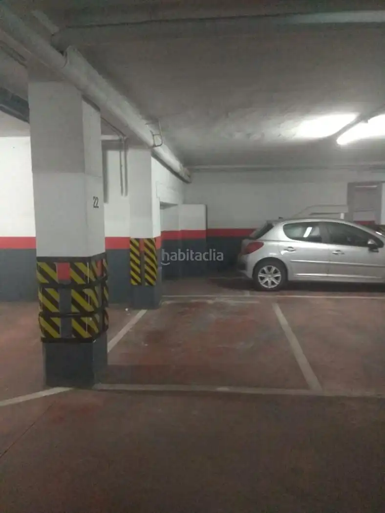 Individual en venda a Calle Emperador 34, imagen 2