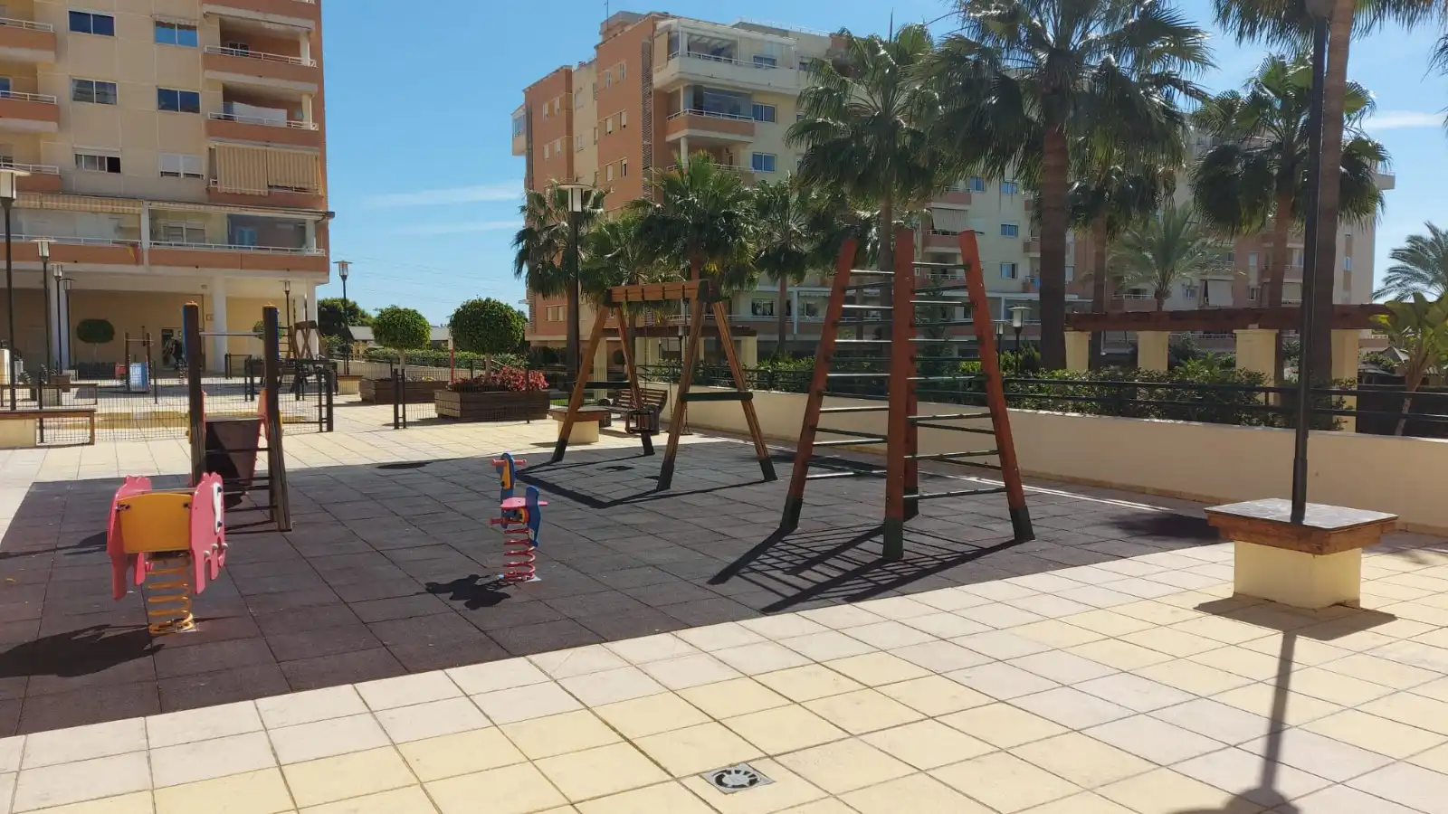 Appartamento con piscina in affitto a Calle Navarro Ledesma, imagen 3