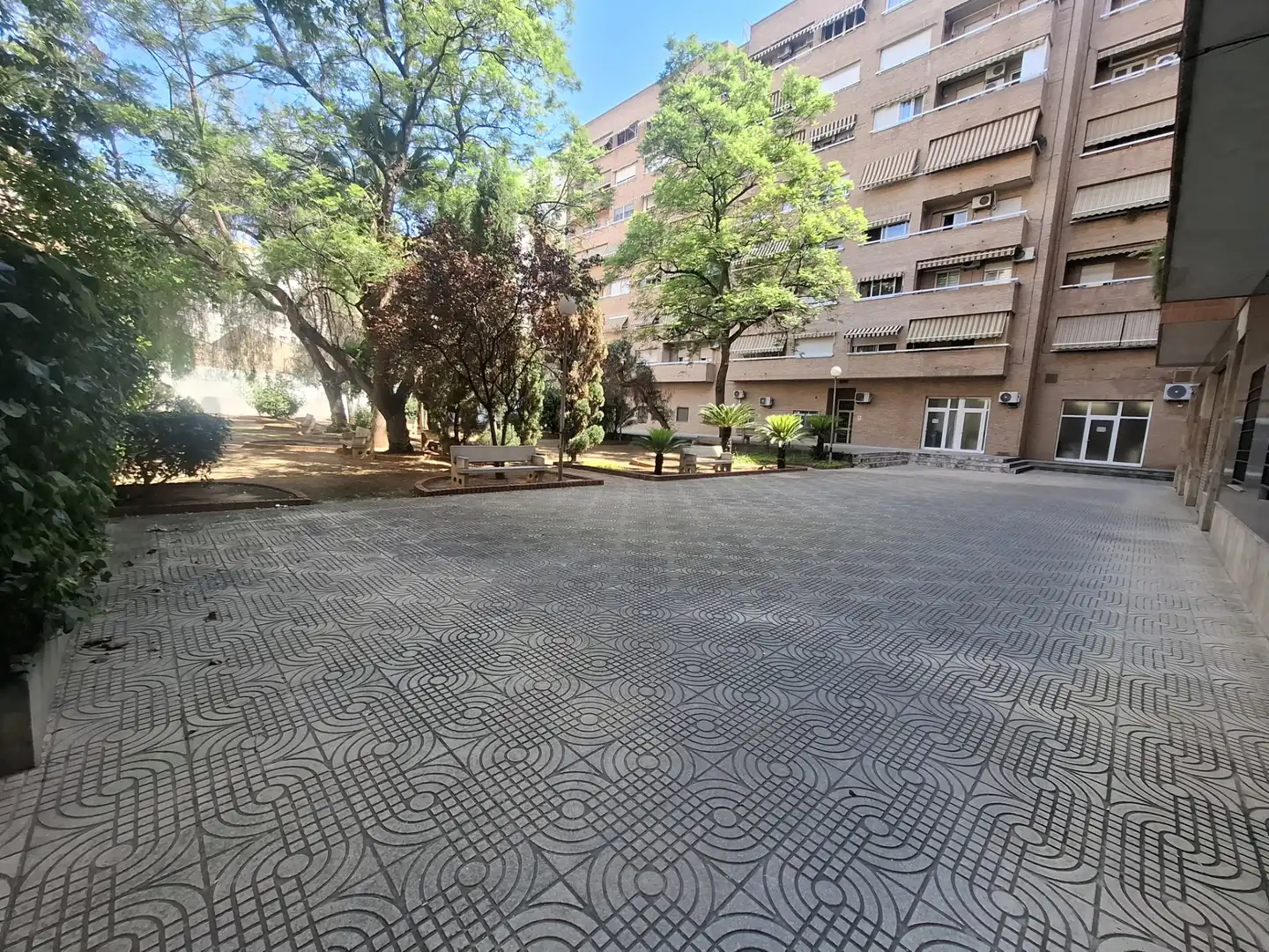 Parking of Flat for sale in Valencia  with Air Conditioner, Furnished and Oven