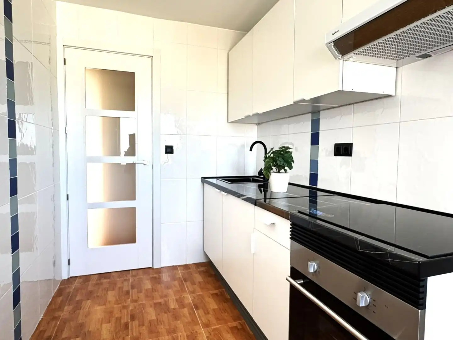 Kitchen of Flat for rent in Linares  with Terrace and Balcony