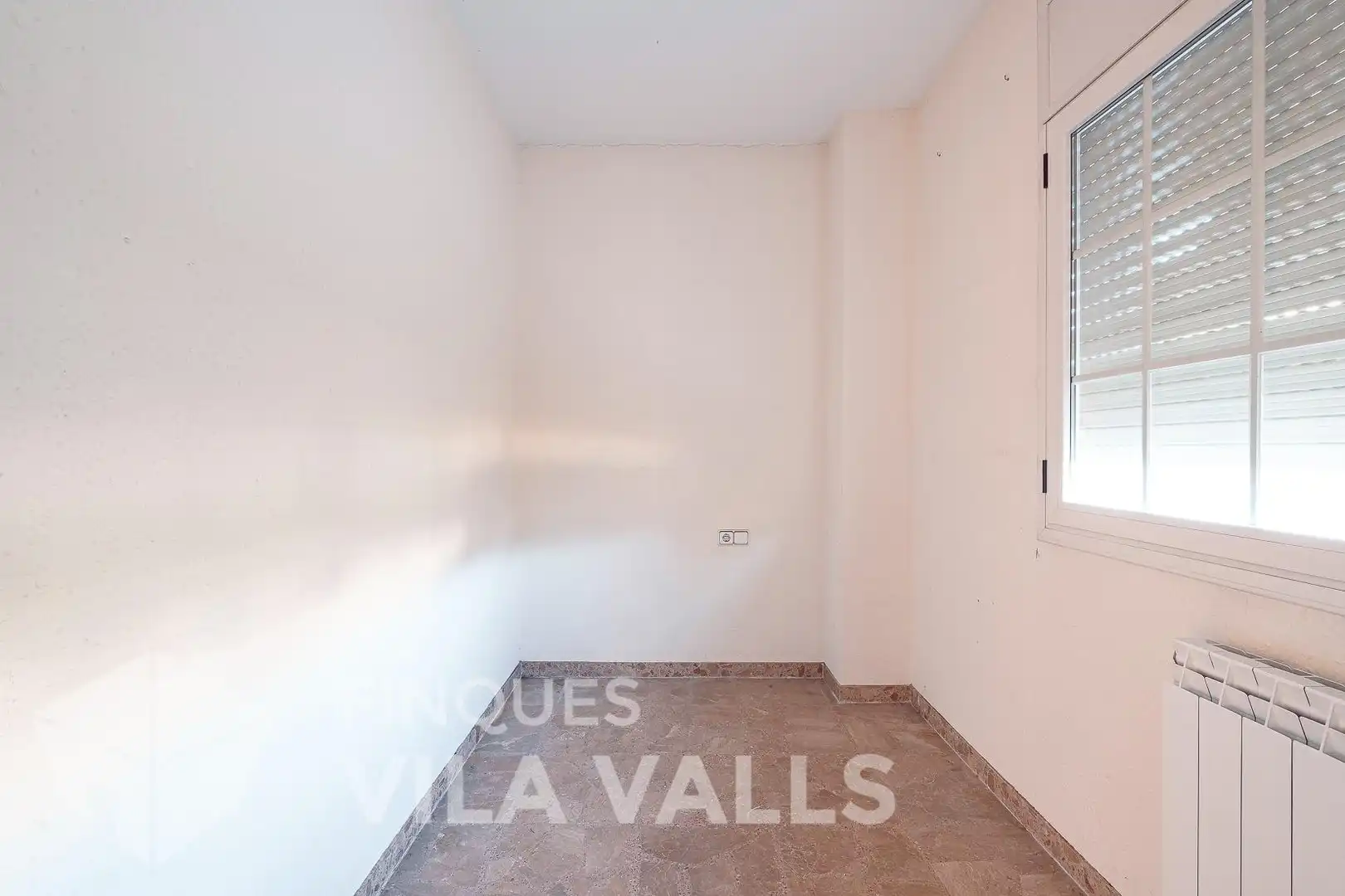 Xalet amb jardí en venda a Carrer C xiprer, imagen 17