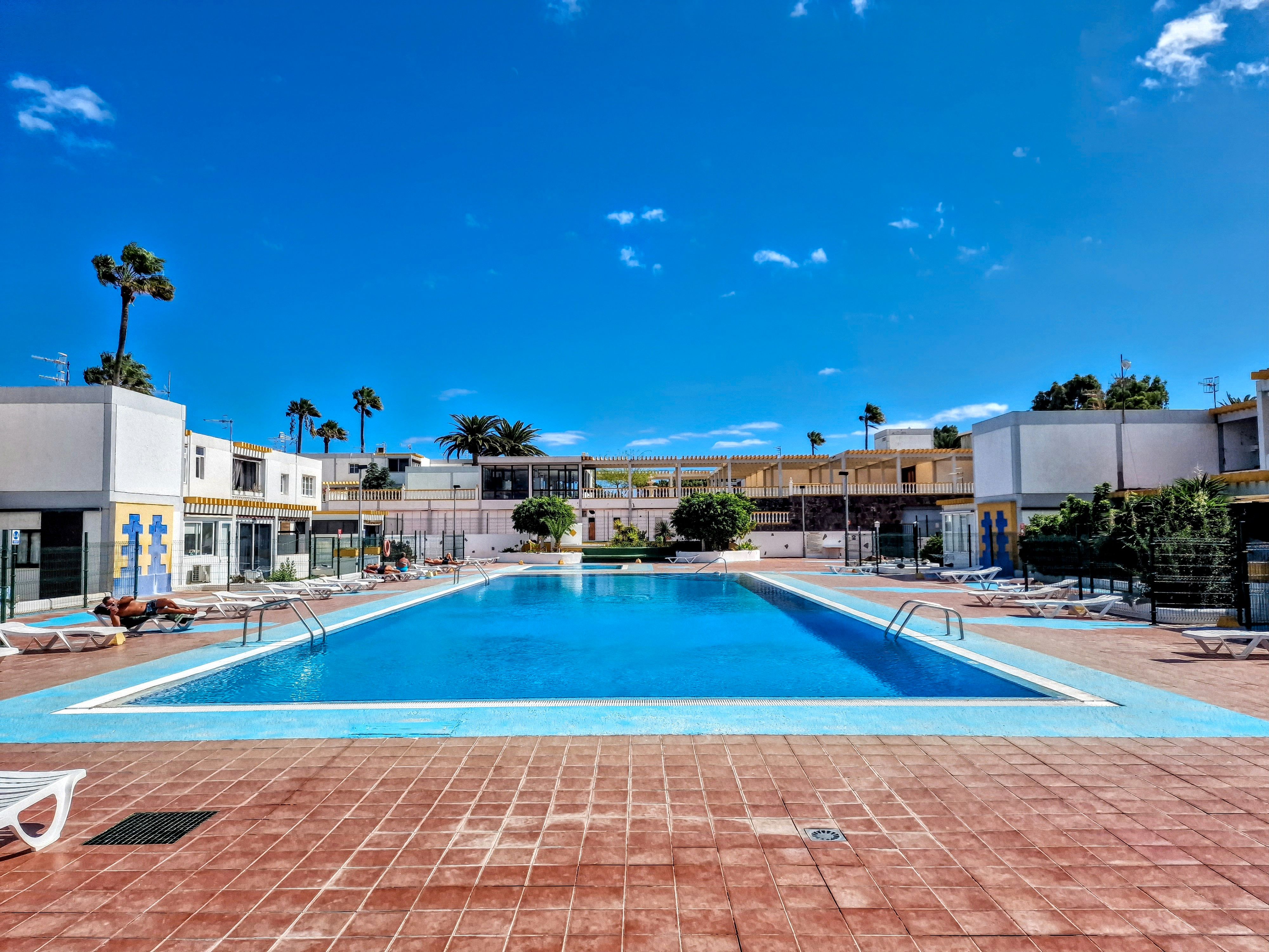 Piscina de Apartamento en venta en Arona con Amueblado, Horno y Lavadora