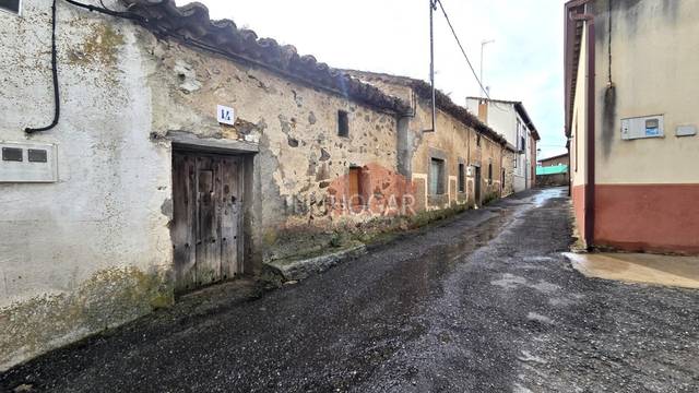 Casa-chalet en Venta en Calle Calle San Miguel en Tornadizos de Ávila