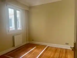 Habitación de Piso de alquiler en Bilbao  con Calefacción y Balcón
