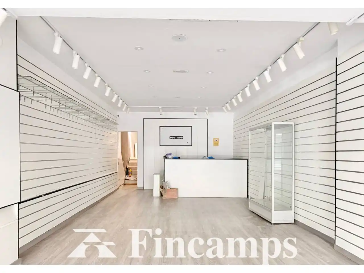 Commercial properties for rent in Sabadell  with Air Conditioner and Alarm