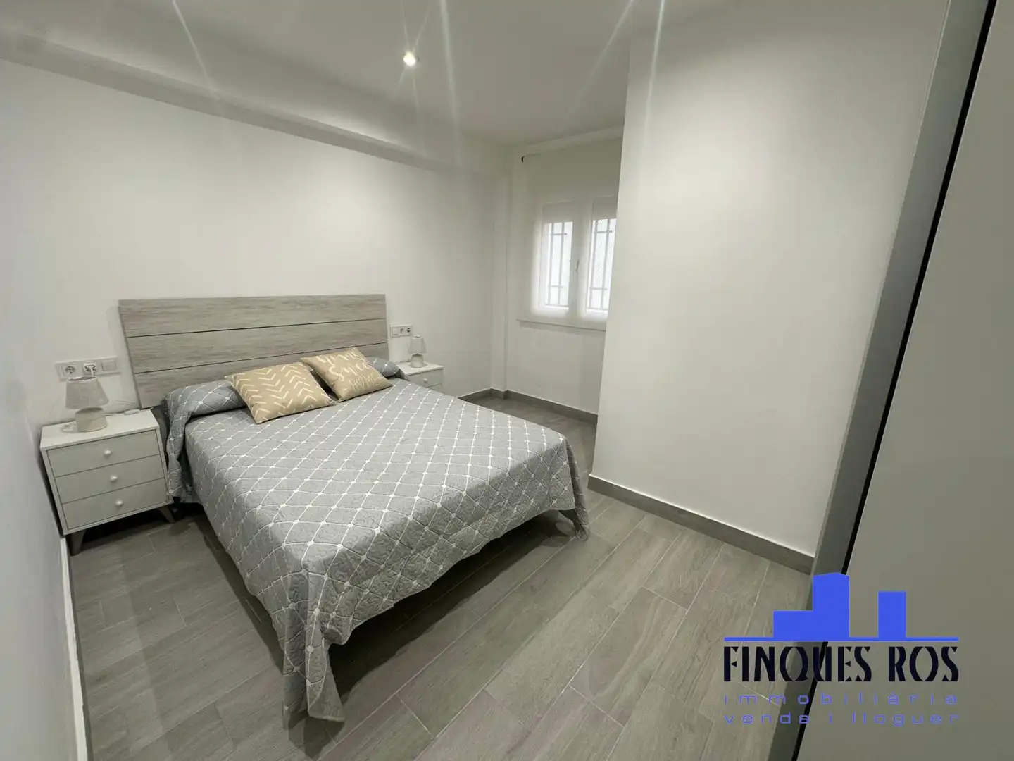 Schlafzimmer von Wohnung zur Miete in Vinaròs mit Klimaanlage, Heizung und Terrasse