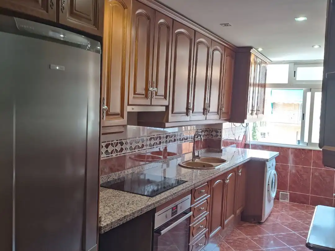 Küche von Wohnung zur Miete in  Granada Capital mit Balkon