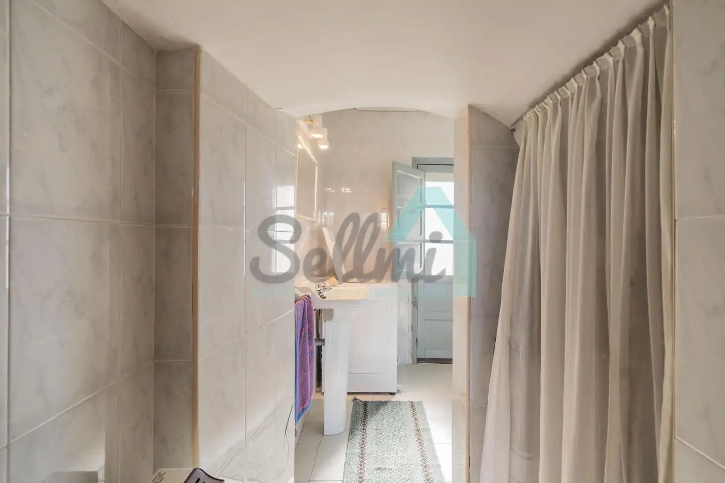 Bathroom of Detached homes for sale in Siero  with Private garden, Terrace and Storage room