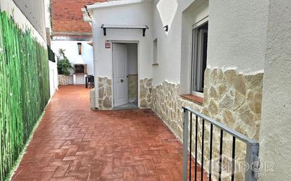 Exterior view of Single-family semi-detached for sale in Sant Feliu de Guíxols  with Air Conditioner, Private garden and Terrace