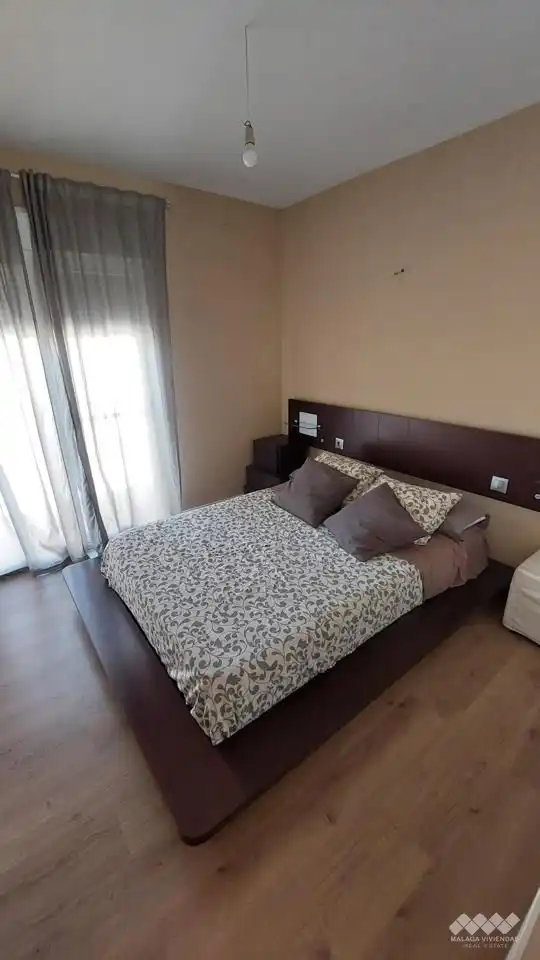 Dormitori de Casa o xalet en venda en Alhaurín de la Torre amb Aire condicionat, Jardí privat i Terrassa