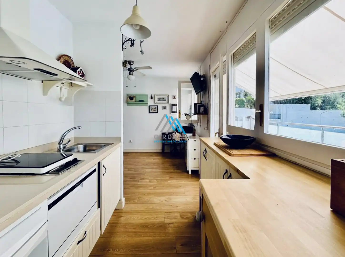 Cuina de Apartament de lloguer en Santa Cristina d'Aro amb Parquet i Terrassa