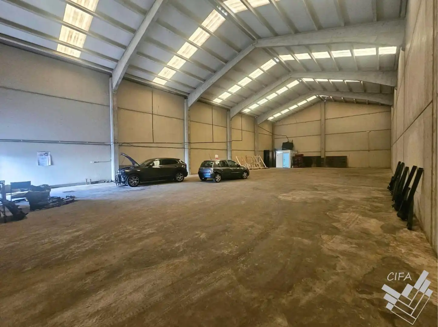 Industrial building for sale in Calle PUIG CAMPANA (DEL)