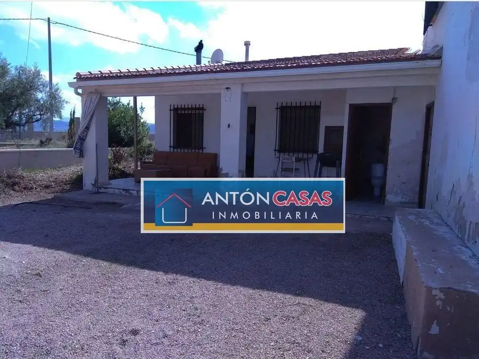 Finca rústica en venda a Novelda