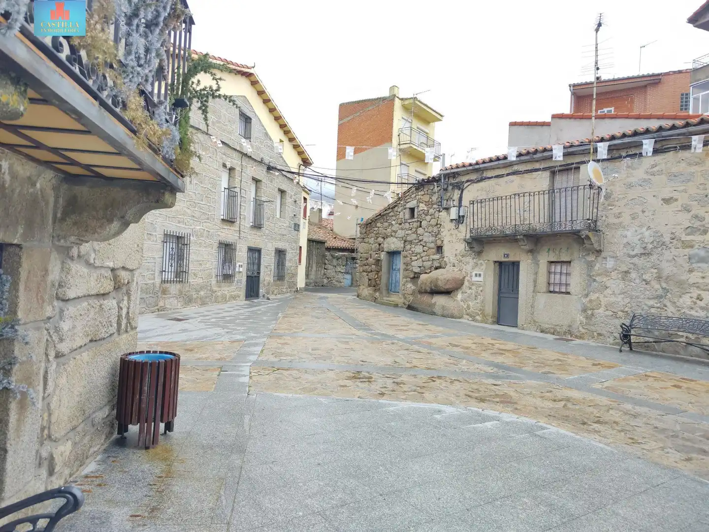 Vista exterior de Casa adosada en venta en Navarredondilla