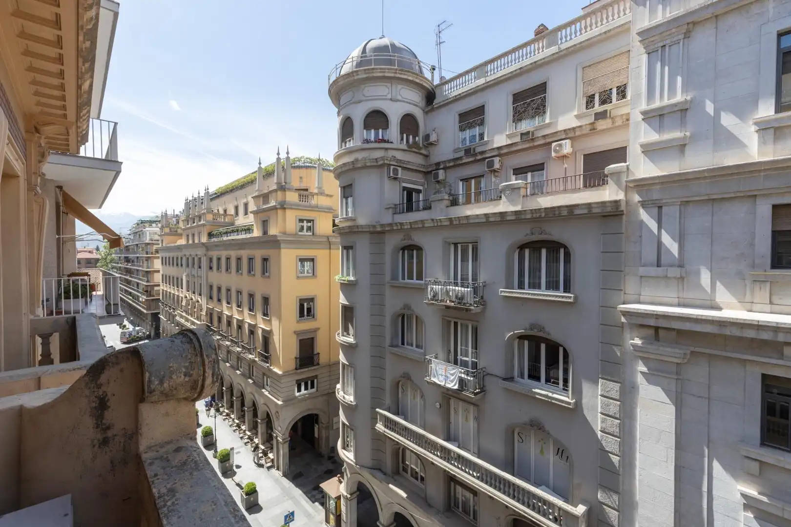 Pis amb ascensor en venda a Calle ANGEL GANIVET, imagen 2