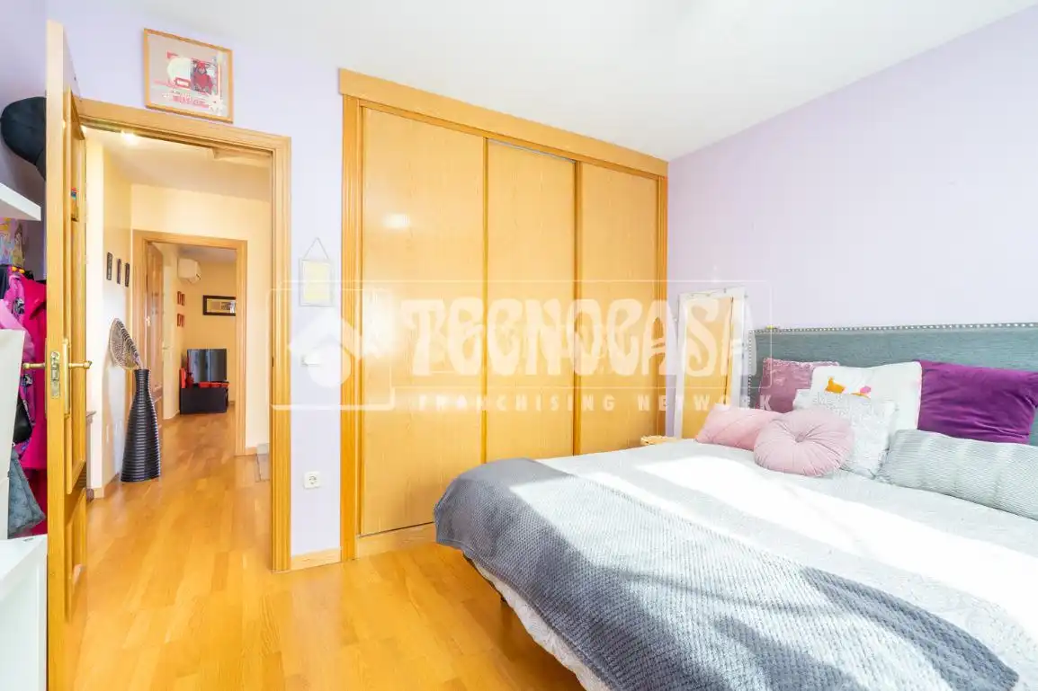 Schlafzimmer von Wohnung zum Verkauf in Colmenar Viejo mit Klimaanlage, Heizung und Balkon