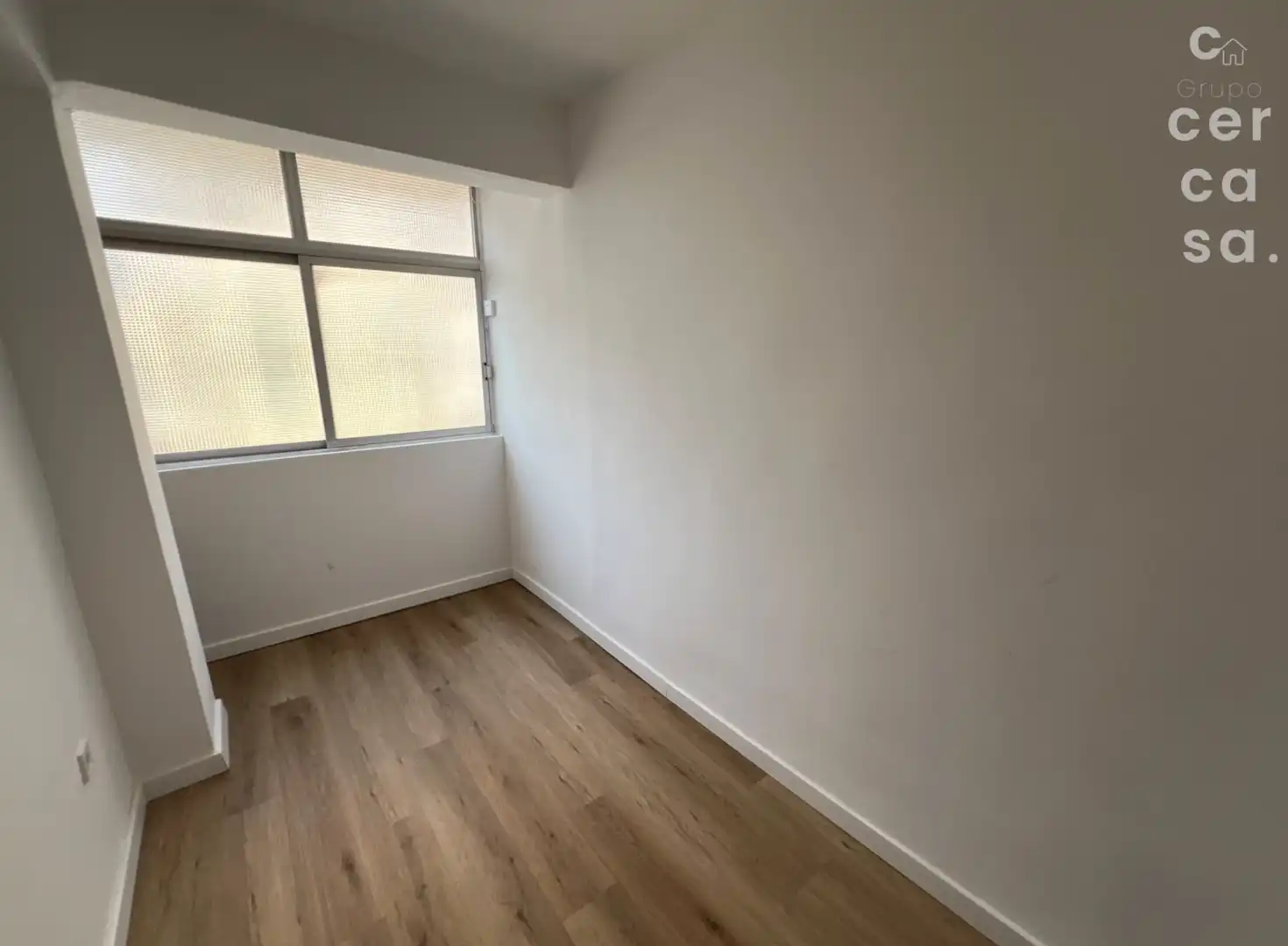 Habitación de Piso en venta en Torrent con Balcón