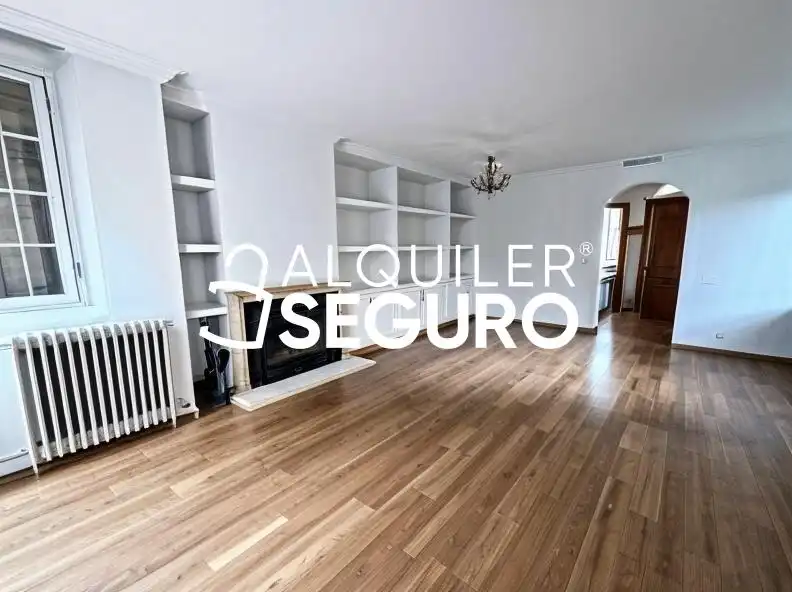 Living room of Houses for rent in Madrid  with Heating, Terrace and Storage room