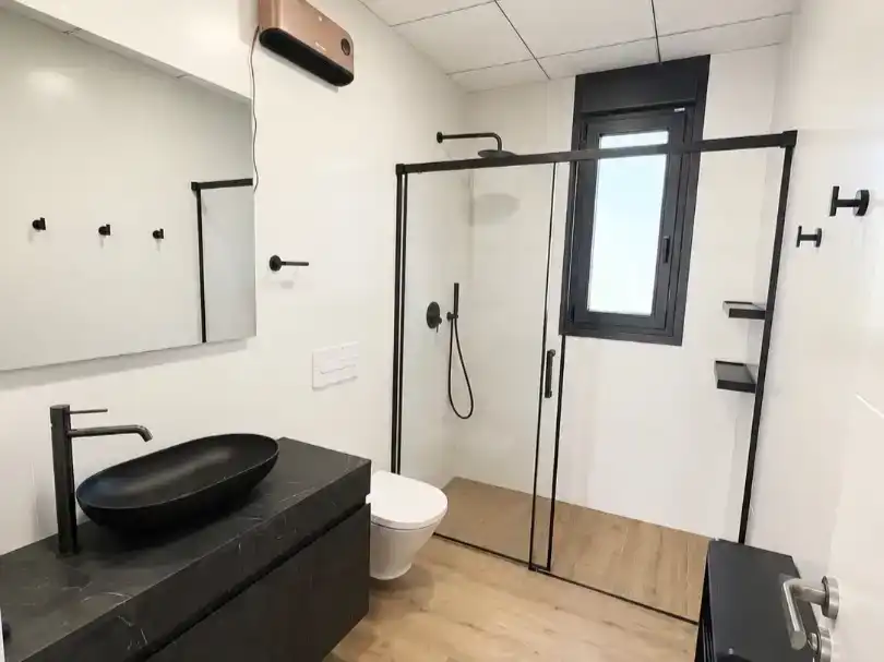 Bany de Casa o xalet en venda en Cambrils amb Aire condicionat, Piscina i Balcó