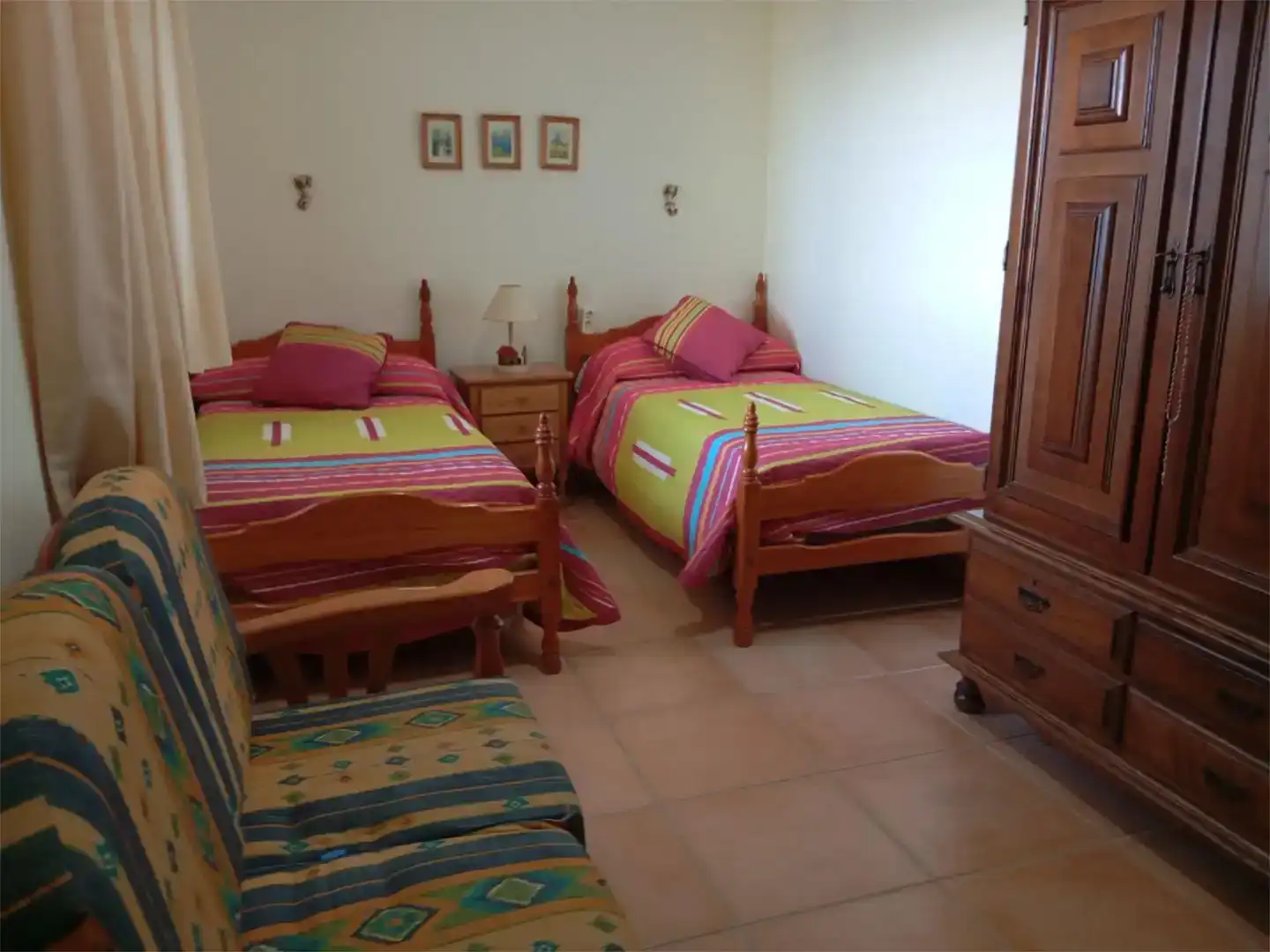 Schlafzimmer von Wohnung zur Miete in Mazagón mit Klimaanlage, Privatgarten und Schwimmbad