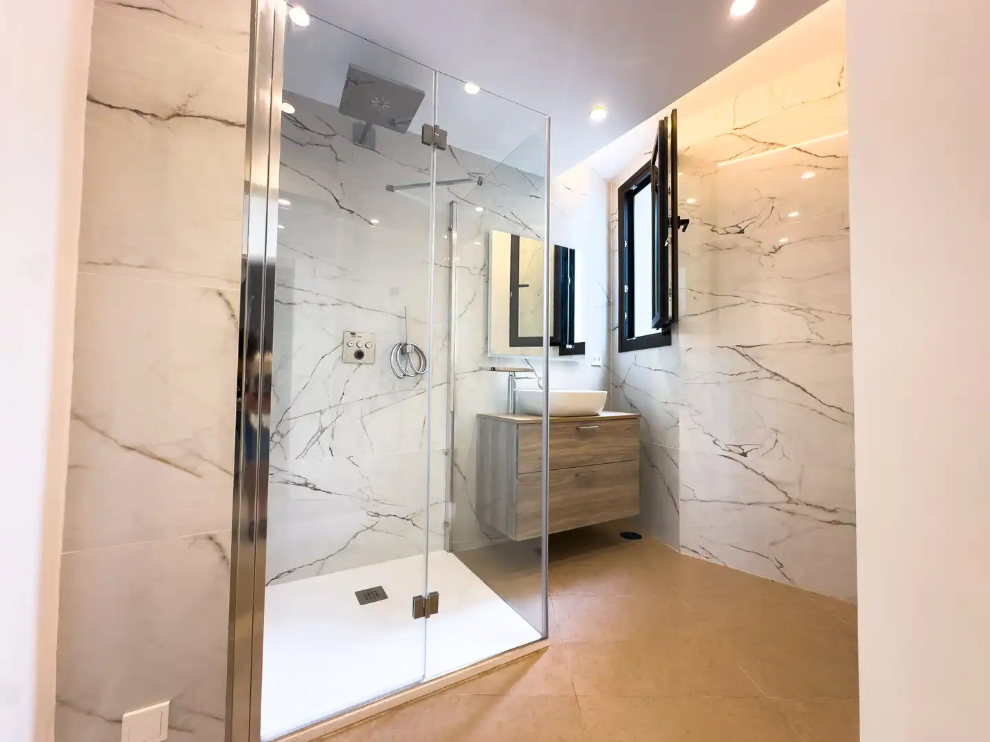 Baño de Casa o chalet en venta en Estepona con Aire acondicionado, Jardín privado y Terraza