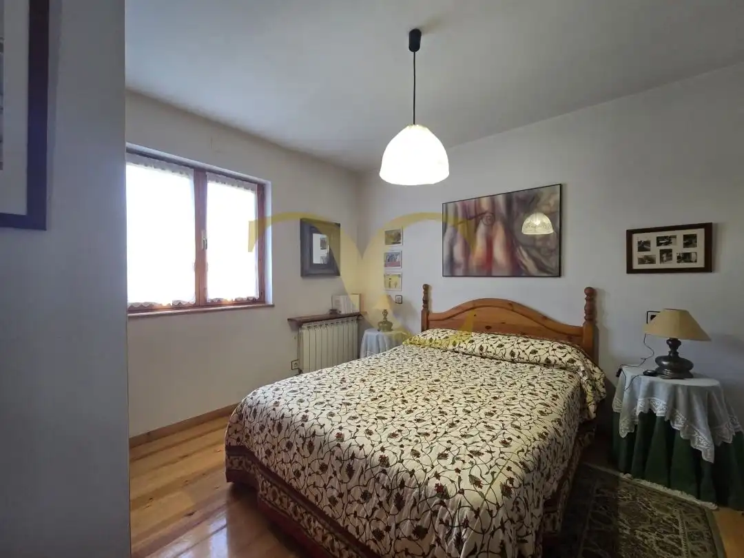 Habitación de Casa o chalet en venta en Llanes con Calefacción, Jardín privado y Terraza