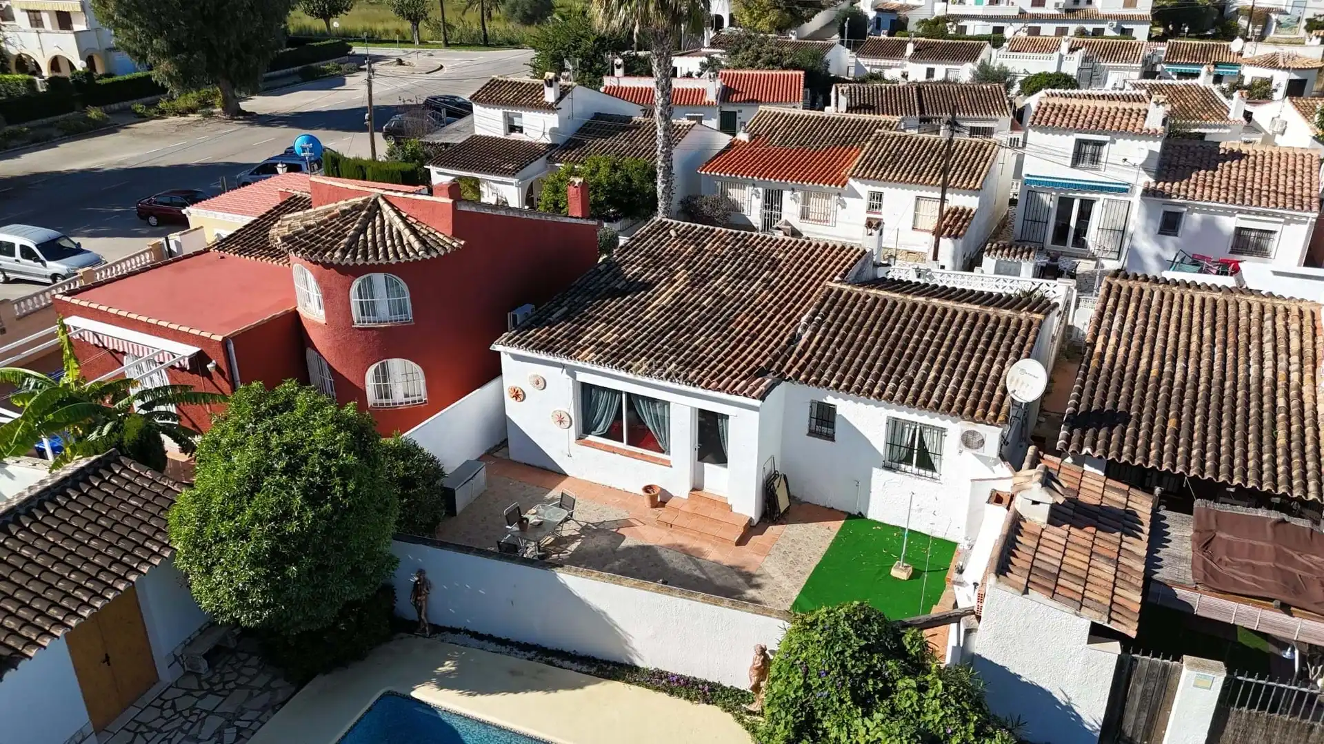 Vista exterior de Casa o xalet en venda en Dénia amb Aire condicionat i Terrassa