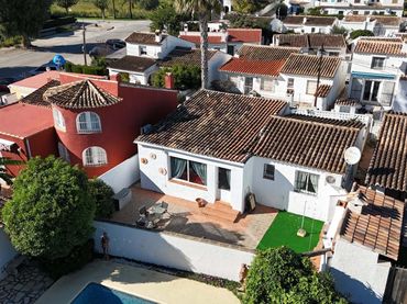 Casa en venta en Carrer Bot