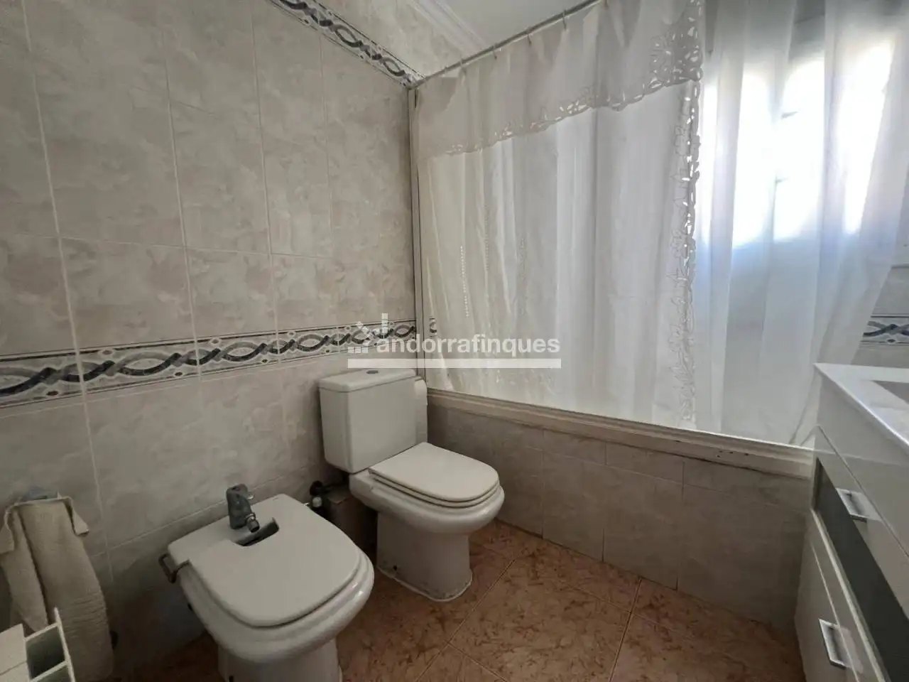 Bany de Casa o xalet en venda en Vilassar de Mar amb Jardí privat, Terrassa i Piscina
