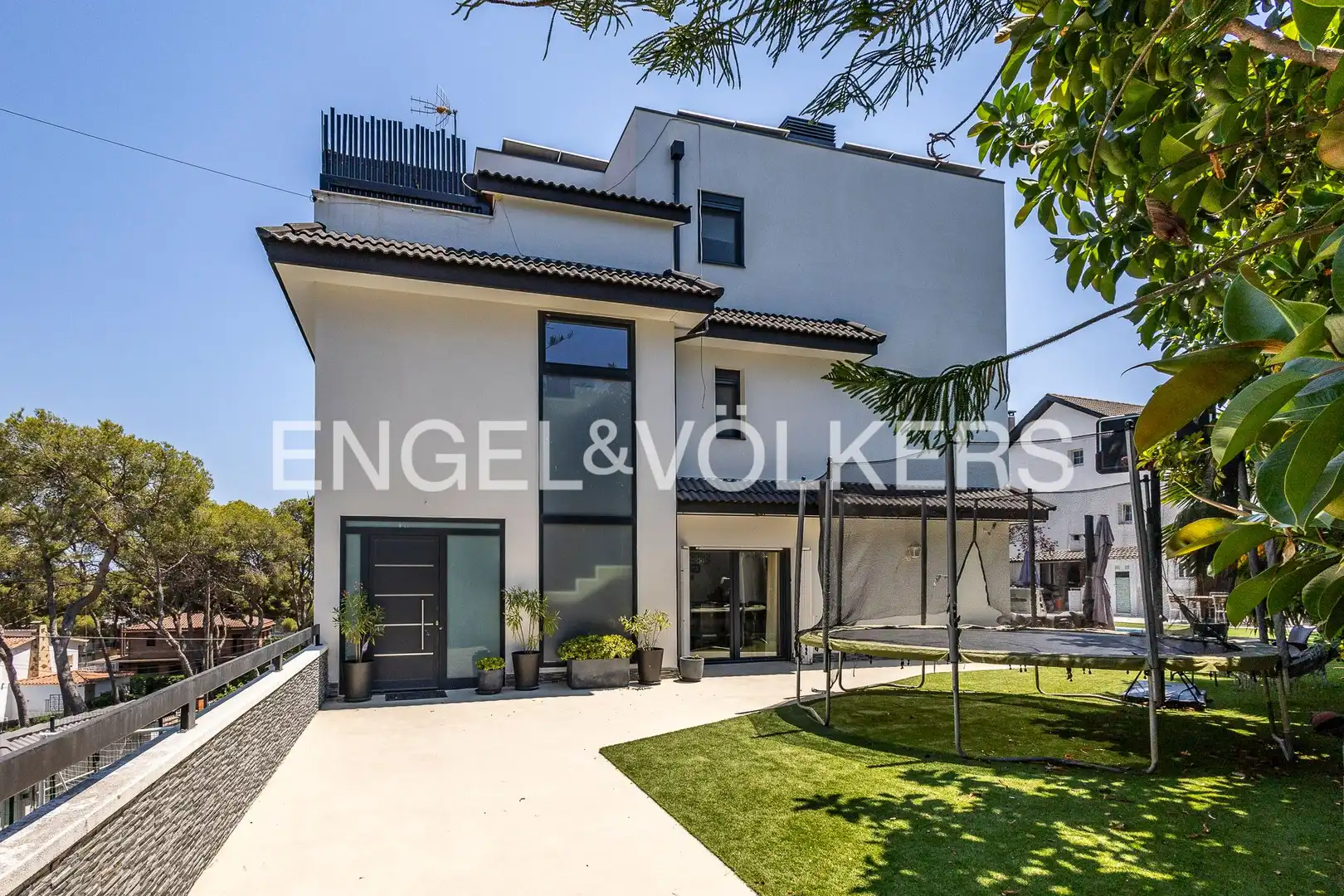 Exterior view of Houses for sale in Castelldefels  with Air Conditioner, Heating and Swimming Pool