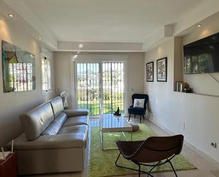 Living room of Planta baja to rent in Benahavís  with Air Conditioner, Private garden and Terrace