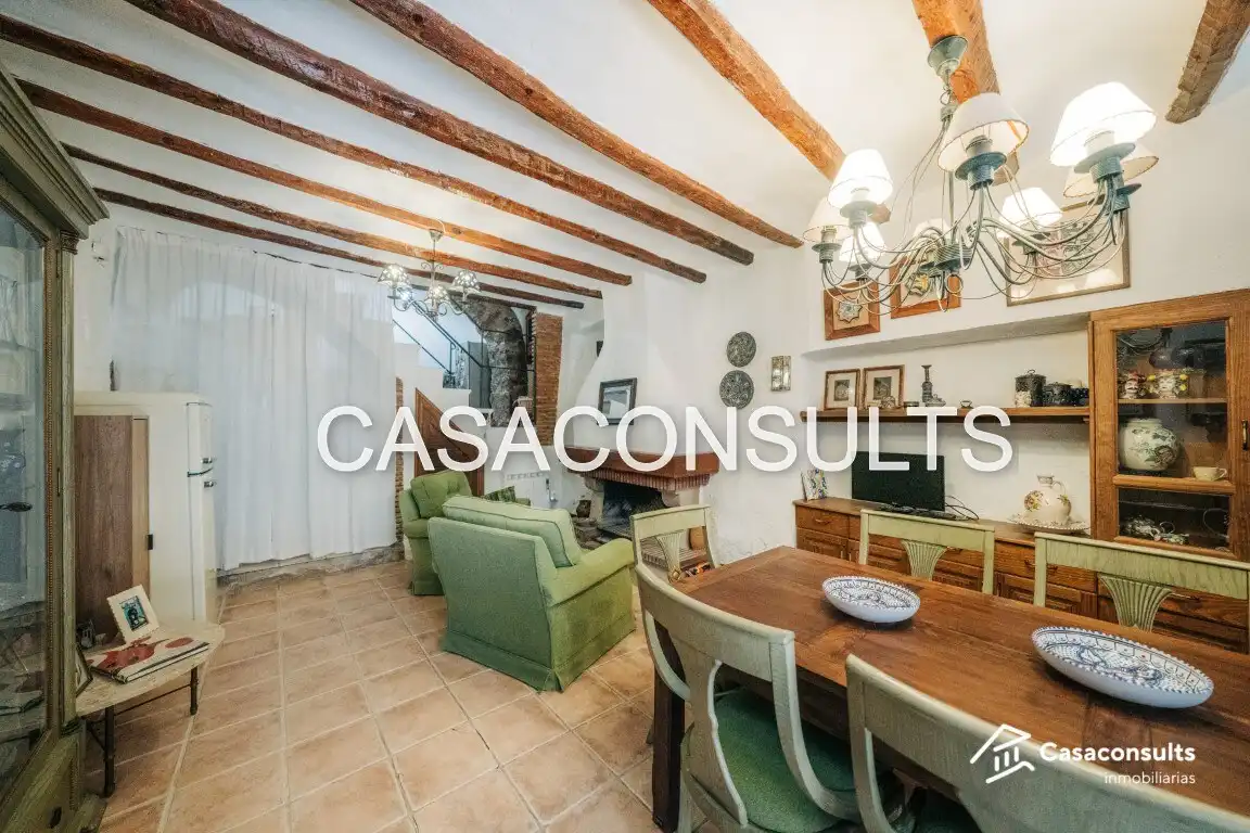 Sala d'estar de Casa o xalet en venda en Vilafamés amb Calefacció, Terrassa i Moblat