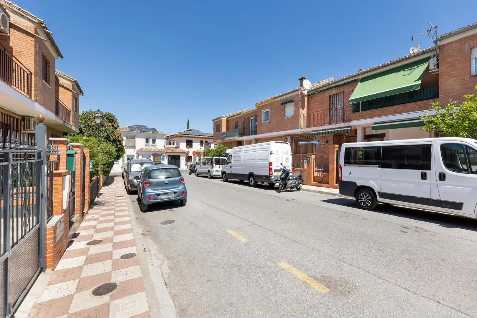 Casa a schiera con piscina in vendita a Calle de José Riquelme 14, imagen 3
