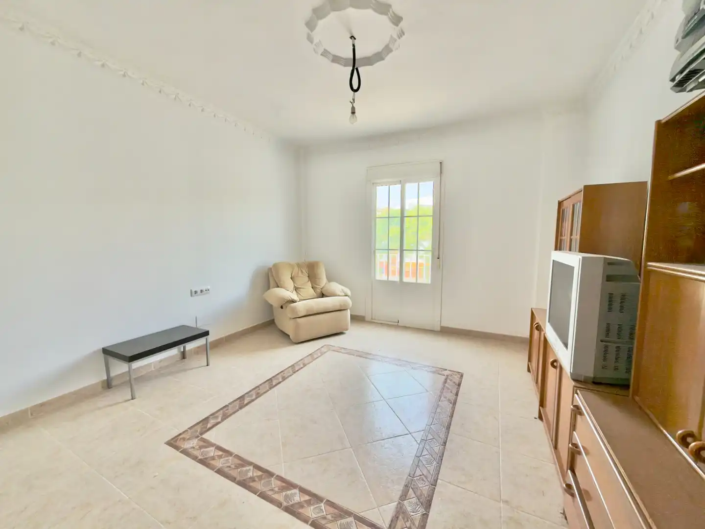 Sala de estar de Dúplex en venta en Villamartín con Aire acondicionado, Terraza y Balcón