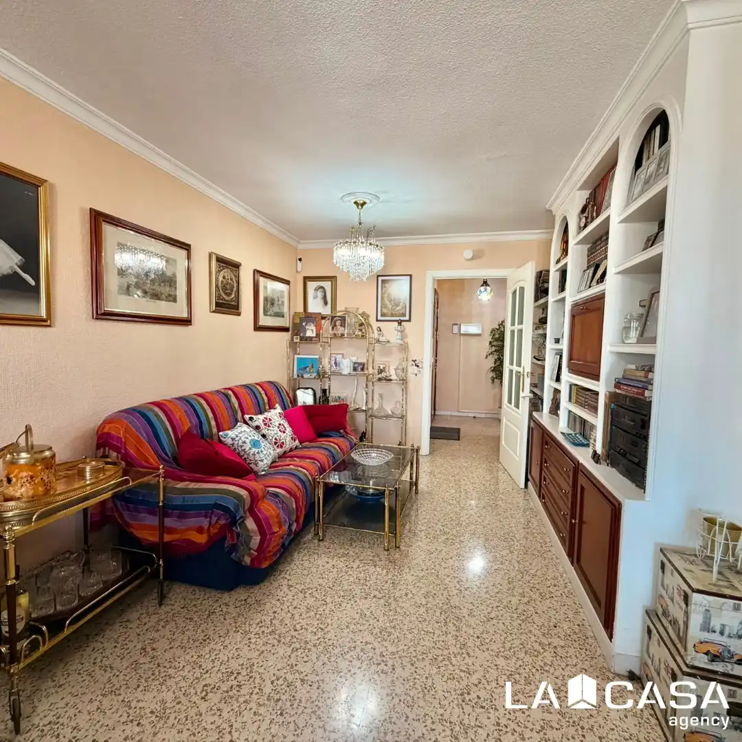 Sala d'estar de Pis en venda en Sevilla amb Terrassa i Traster
